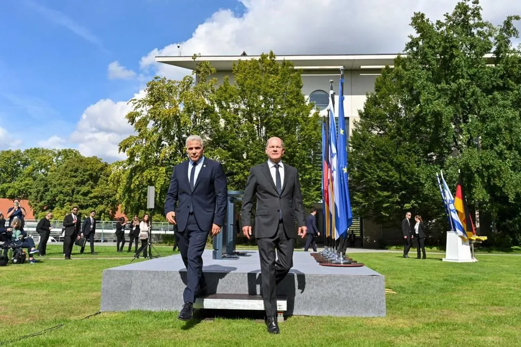 ראש הממשלה יאיר לפיד וקנצלר גרמניה אולף שולץ בברלין