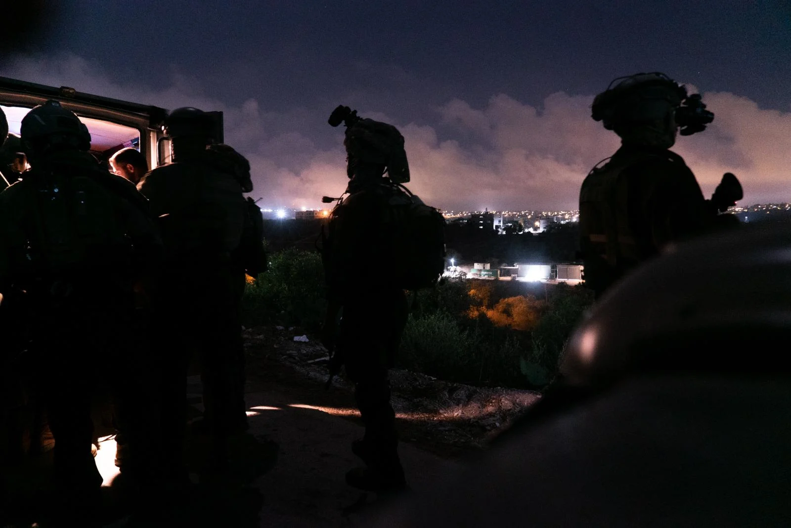 פעילות צה''ל ביהודה ושומרון, הלילה