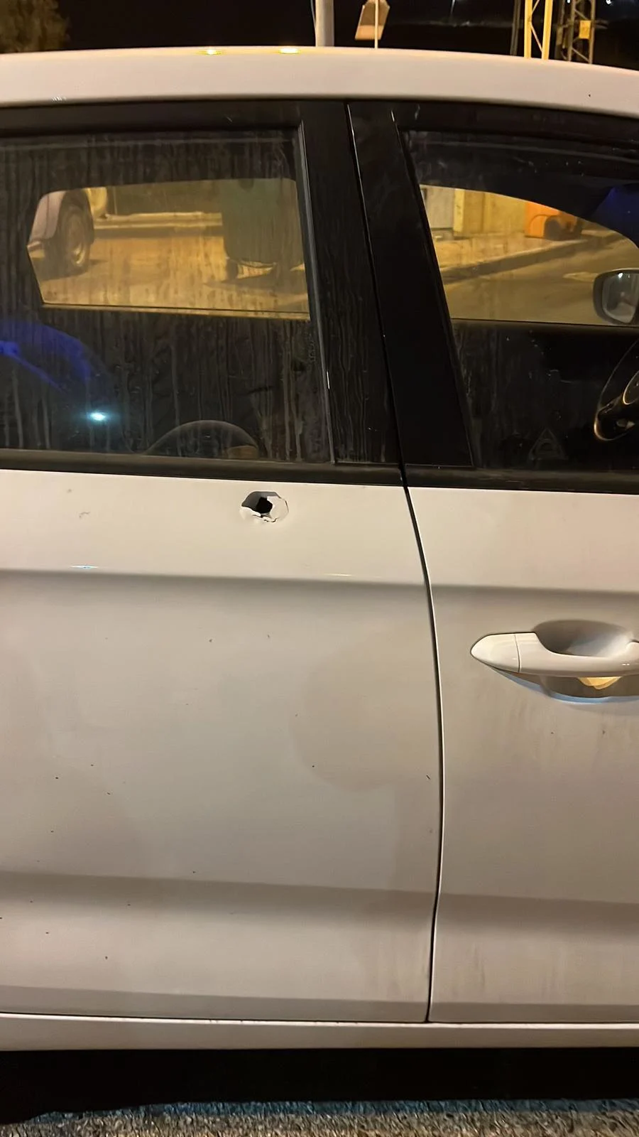 פגיעות הירי ברכב הישראלי סמוך לאריאל