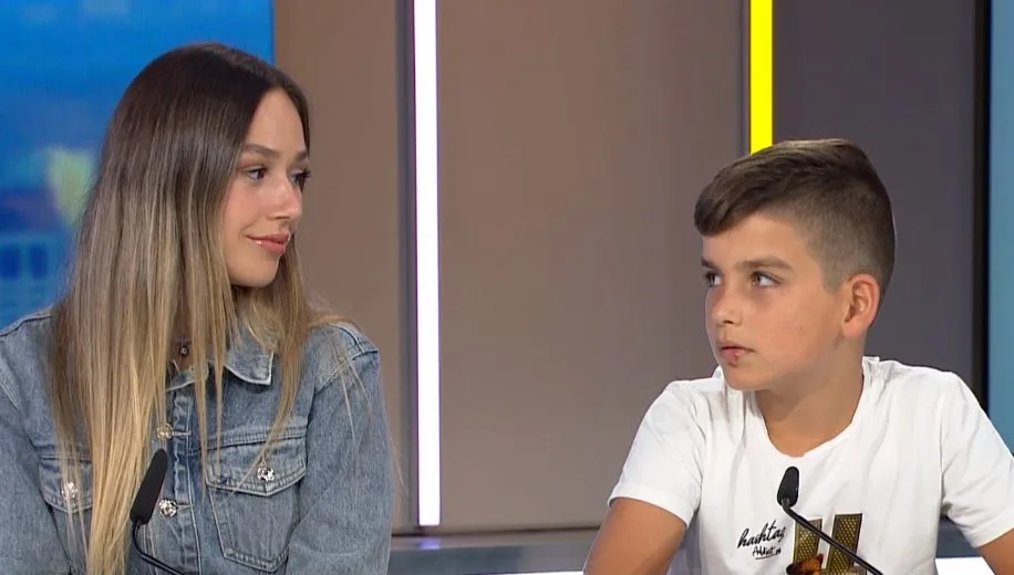 דניאל ואחותו שובל שפרסמה פוסט על האלימות נגדו