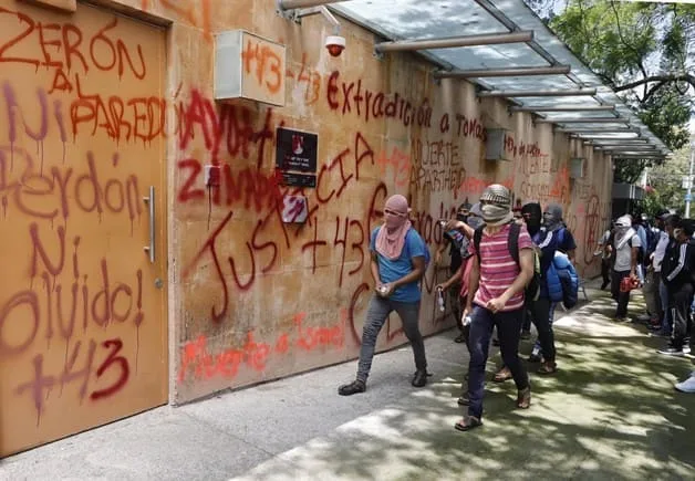 כתובות נאצה בשגרירות ישראל במקסיקו