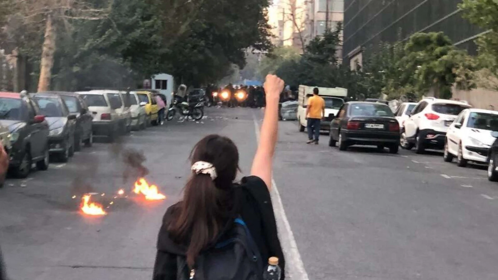 ''נמאס לנו להיות אזרחיות סוג ב''': הנשים באיראן דורשות שינוי פוליטי