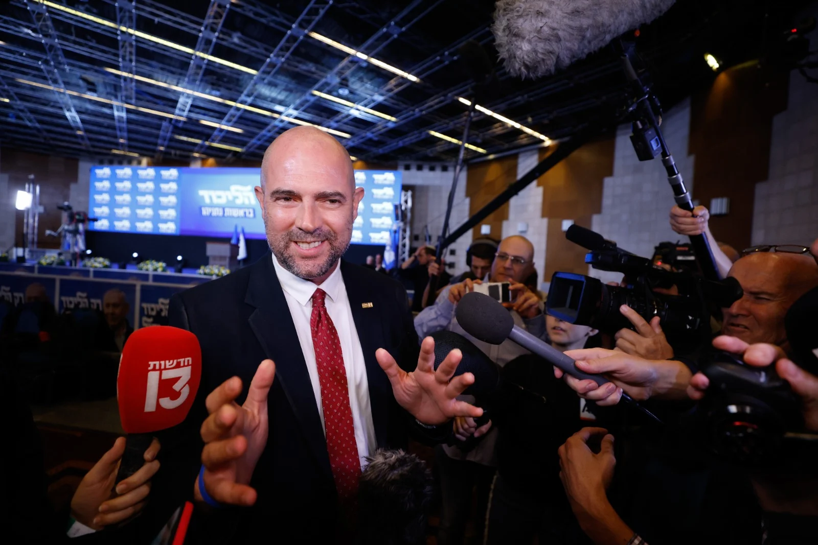 אמיר אוחנה במטה הליכוד