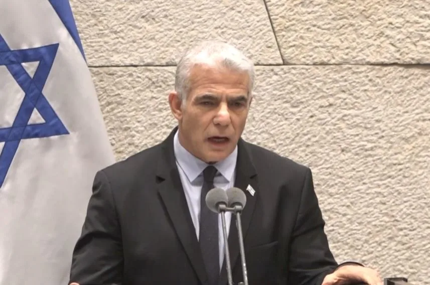 ראש הממשלה יאיר לפיד בישיבה לזכר רבין בכנסת