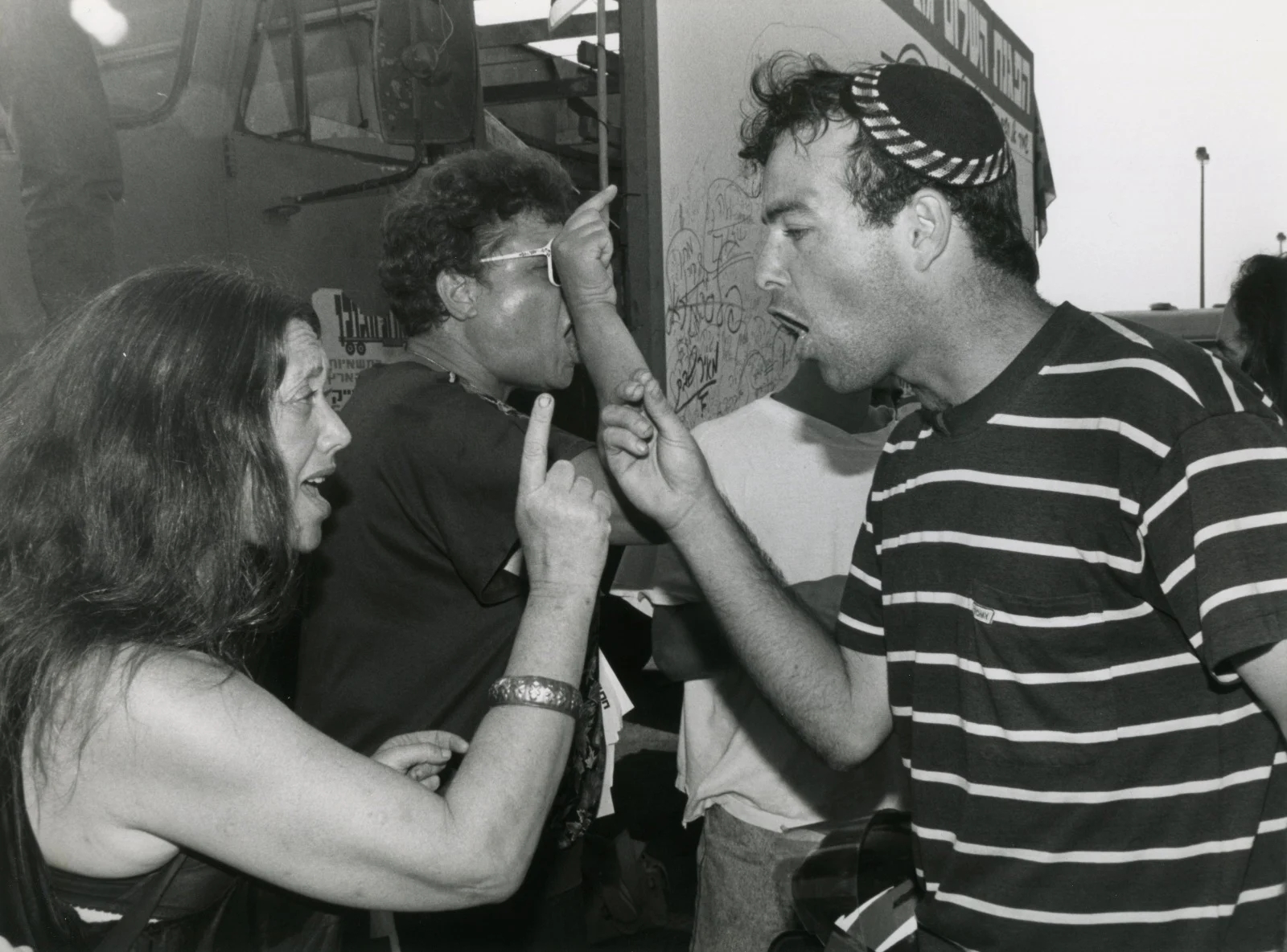 הסוכן ''שמפניה'' - אבישי רביב