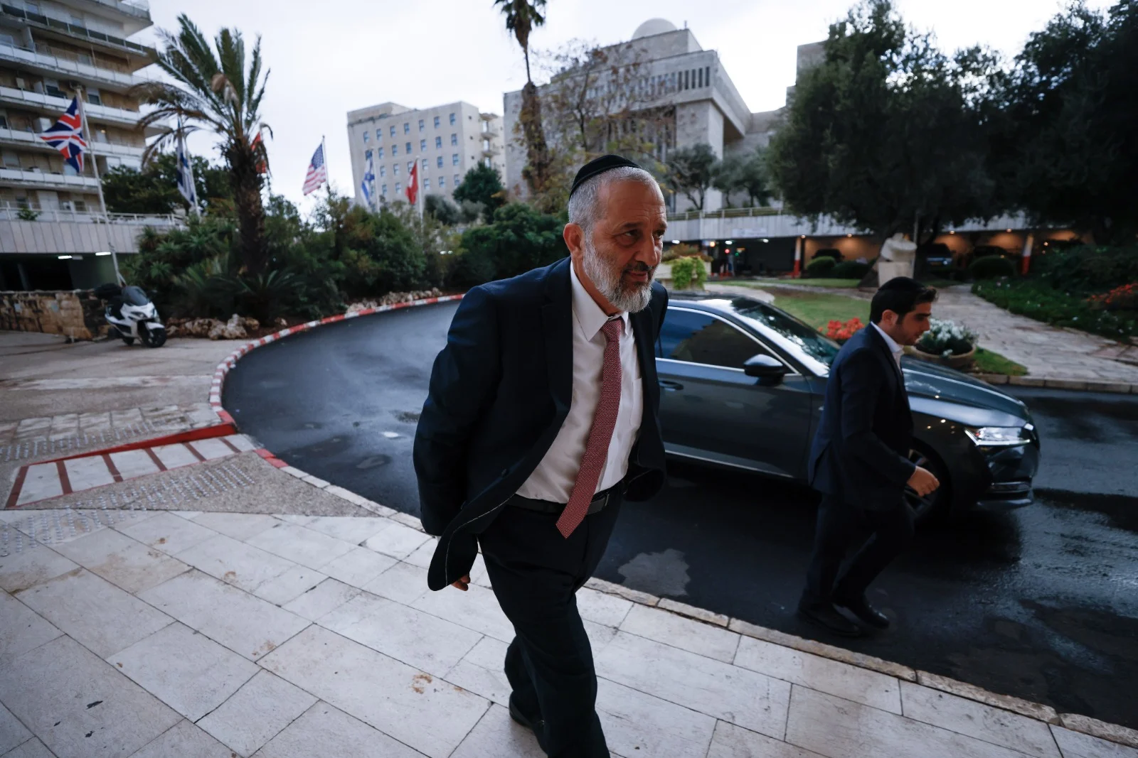 אריה דרעי