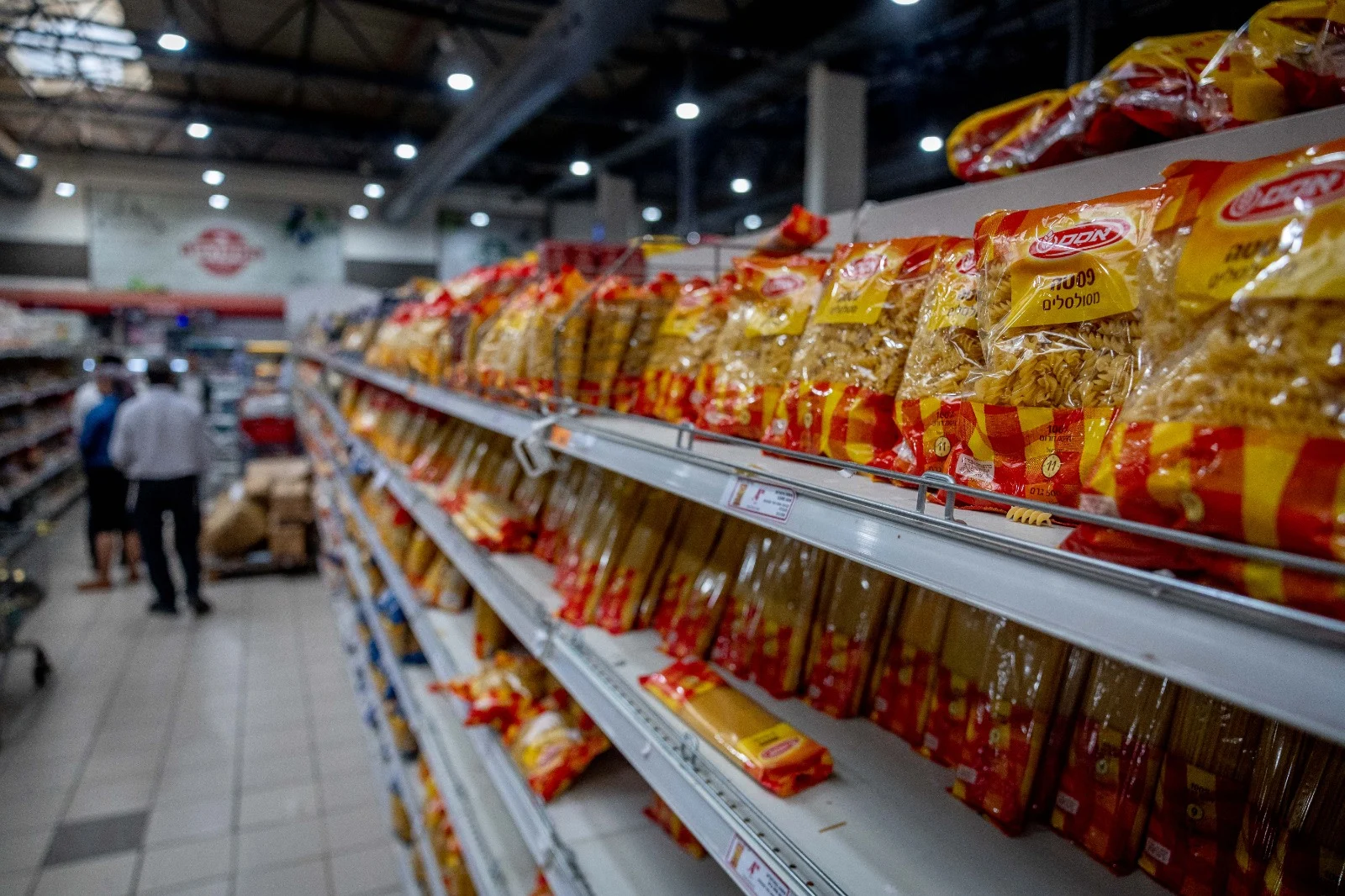 מוצרי אסם על המדף ברשת שיווק