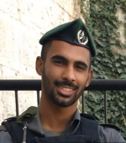 מפקד הצוות, מירון אליה, שגיבה את המתלוננות