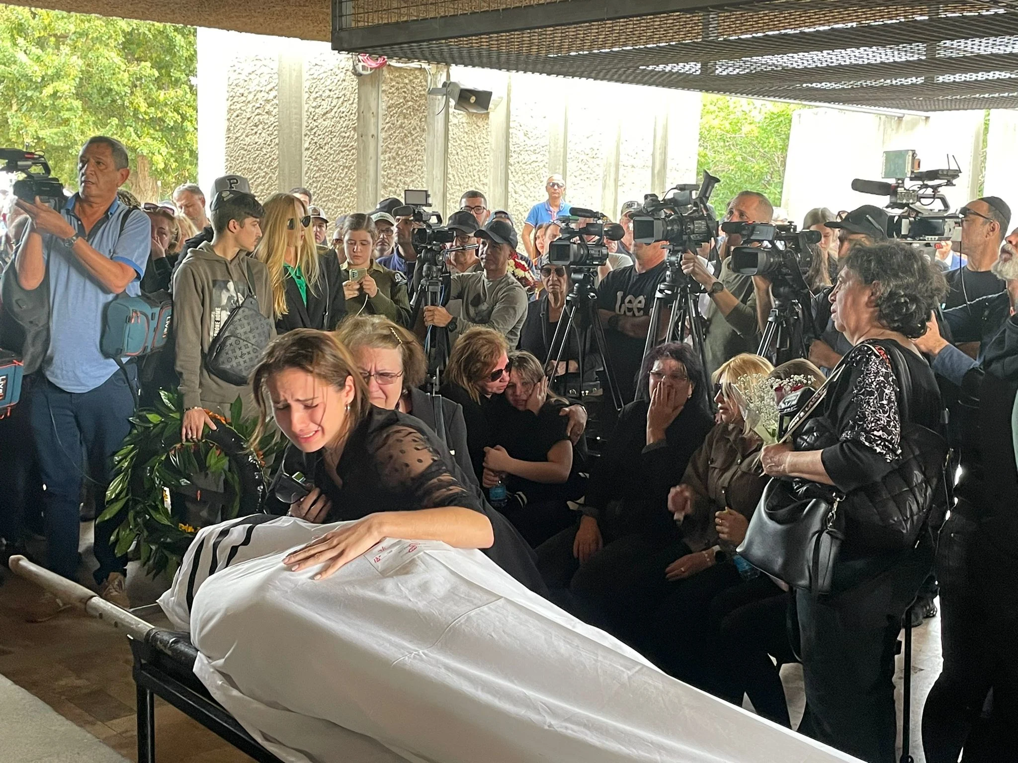 הלוויתו של יורי וולקוב