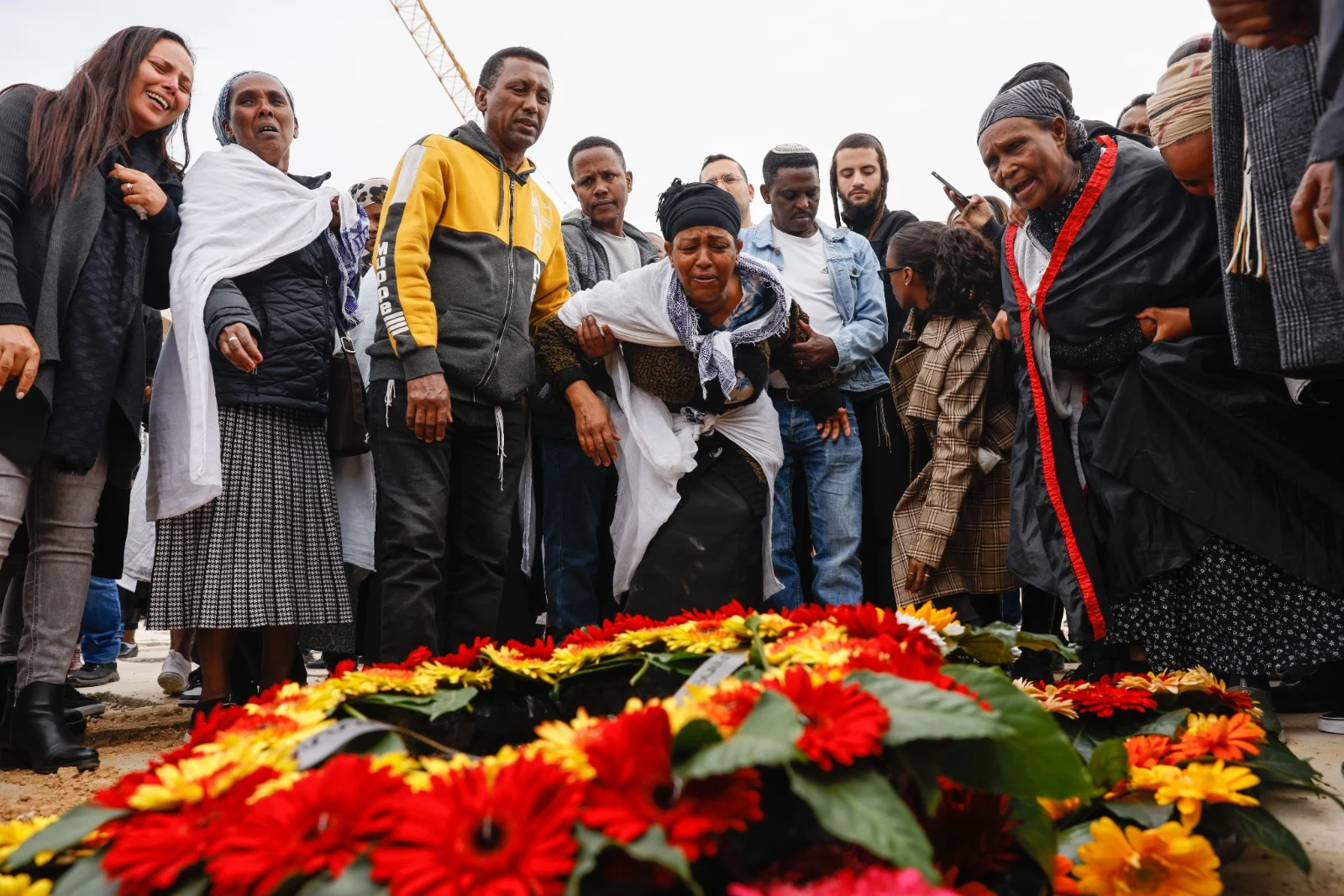 הלוויתו של טדסה טשומה שנרצח בפיגוע בירושלים