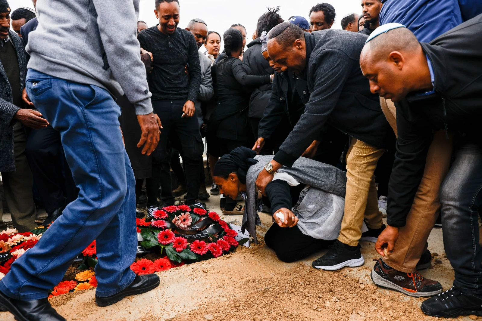 הלוויתו של טדסה טשומה שנרצח בפיגוע בירושלים