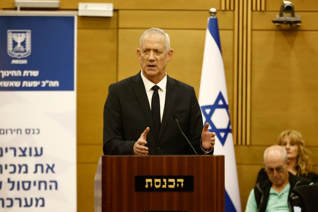 שר הביטחון היוצא בני גנץ