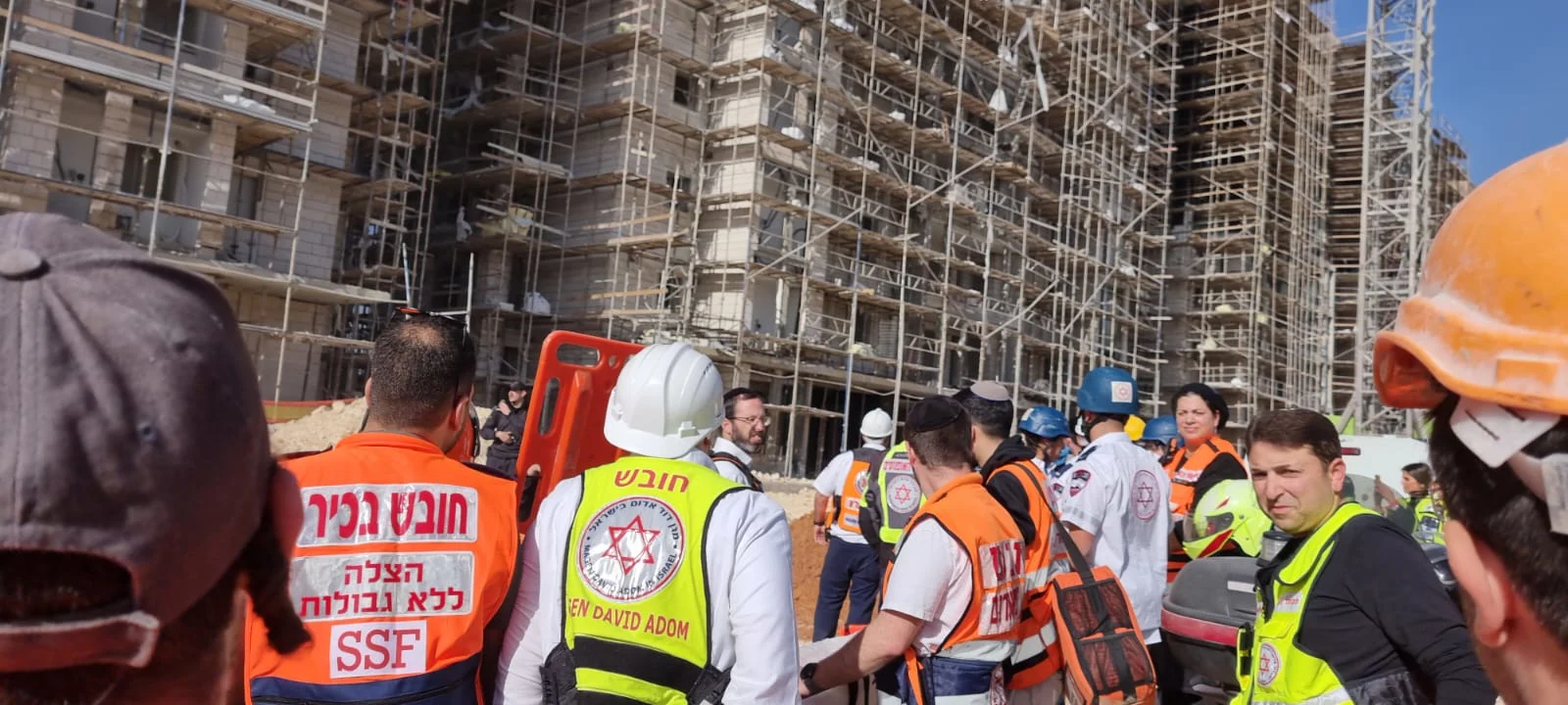 אתר הבנייה בו קרסו הפיגומים בגבעת זאב, ירושלים