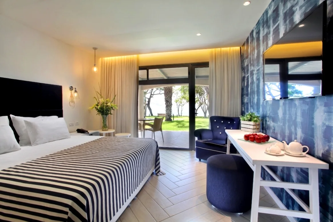 חדר נוף כפר הנופש עין גב- צילום גל פלוטניקוב