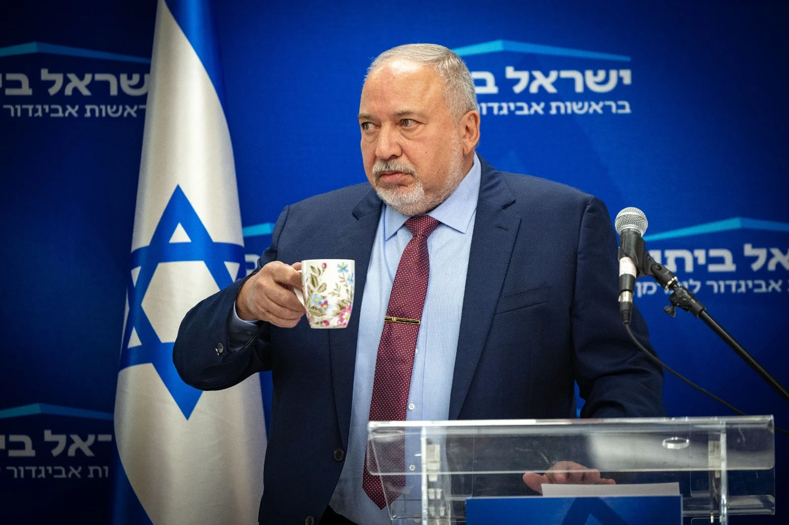 אביגדור ליברמן