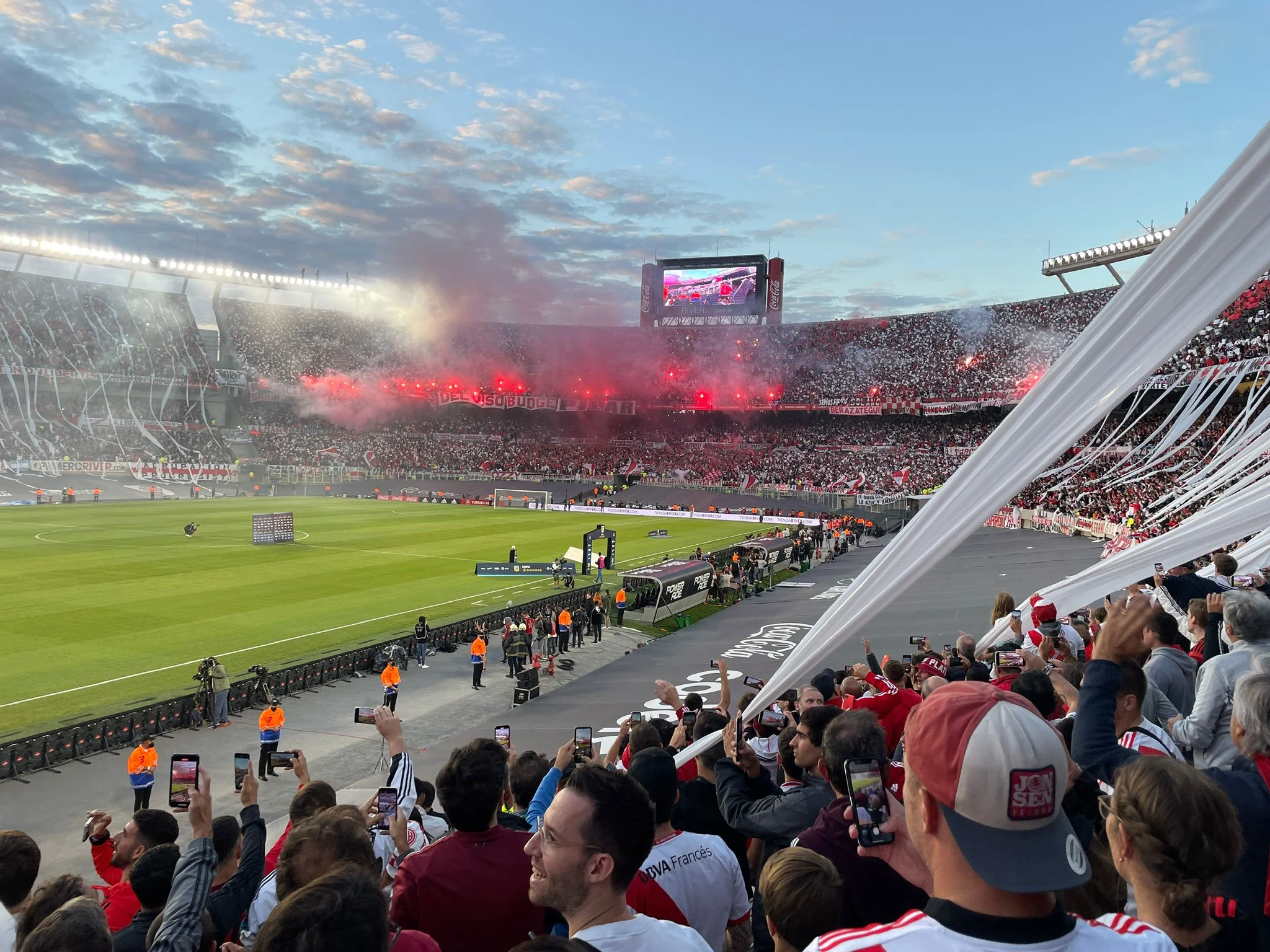 משחק כדורגל בבואנוס איירס