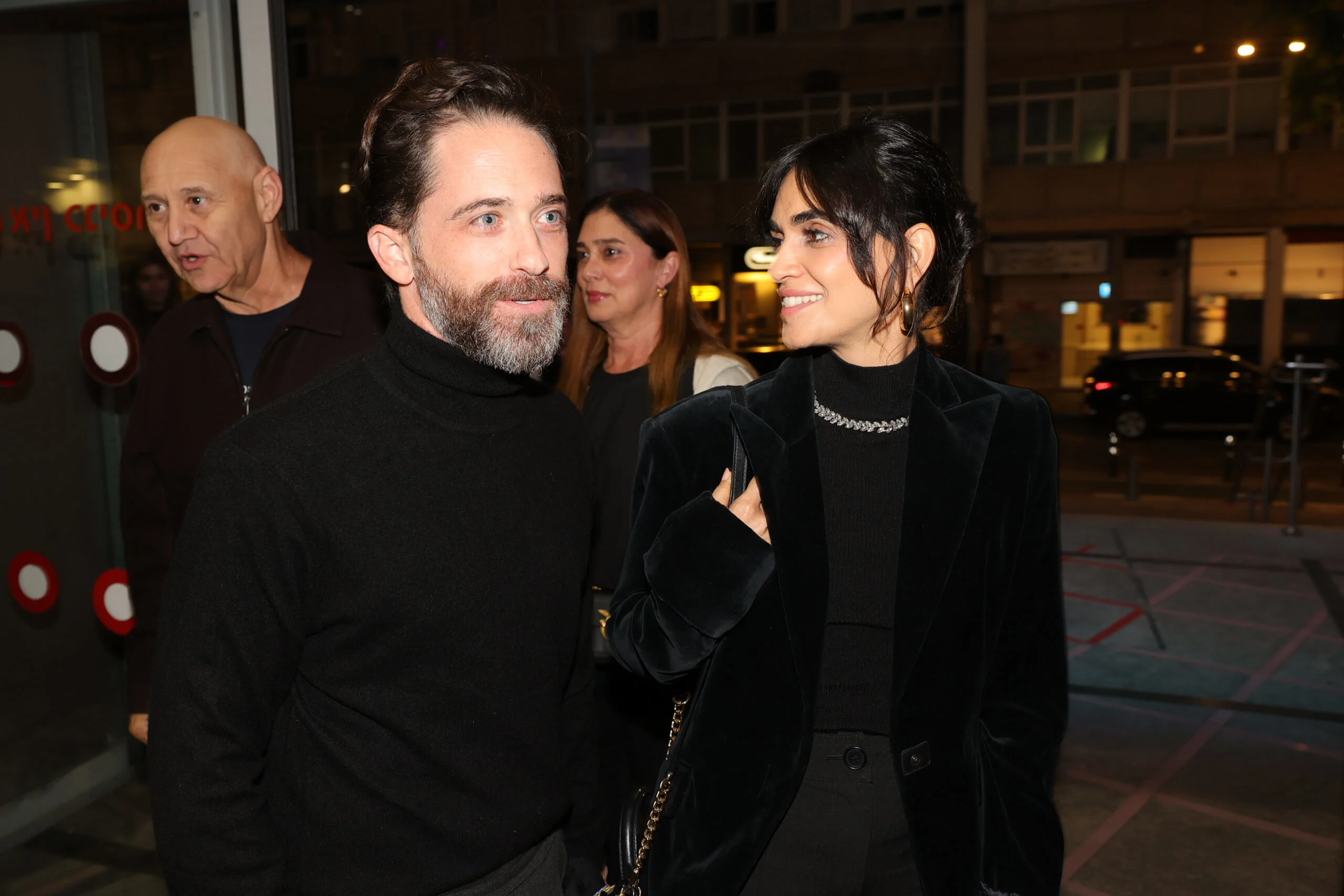 תום אבני, לירז צ'רכי