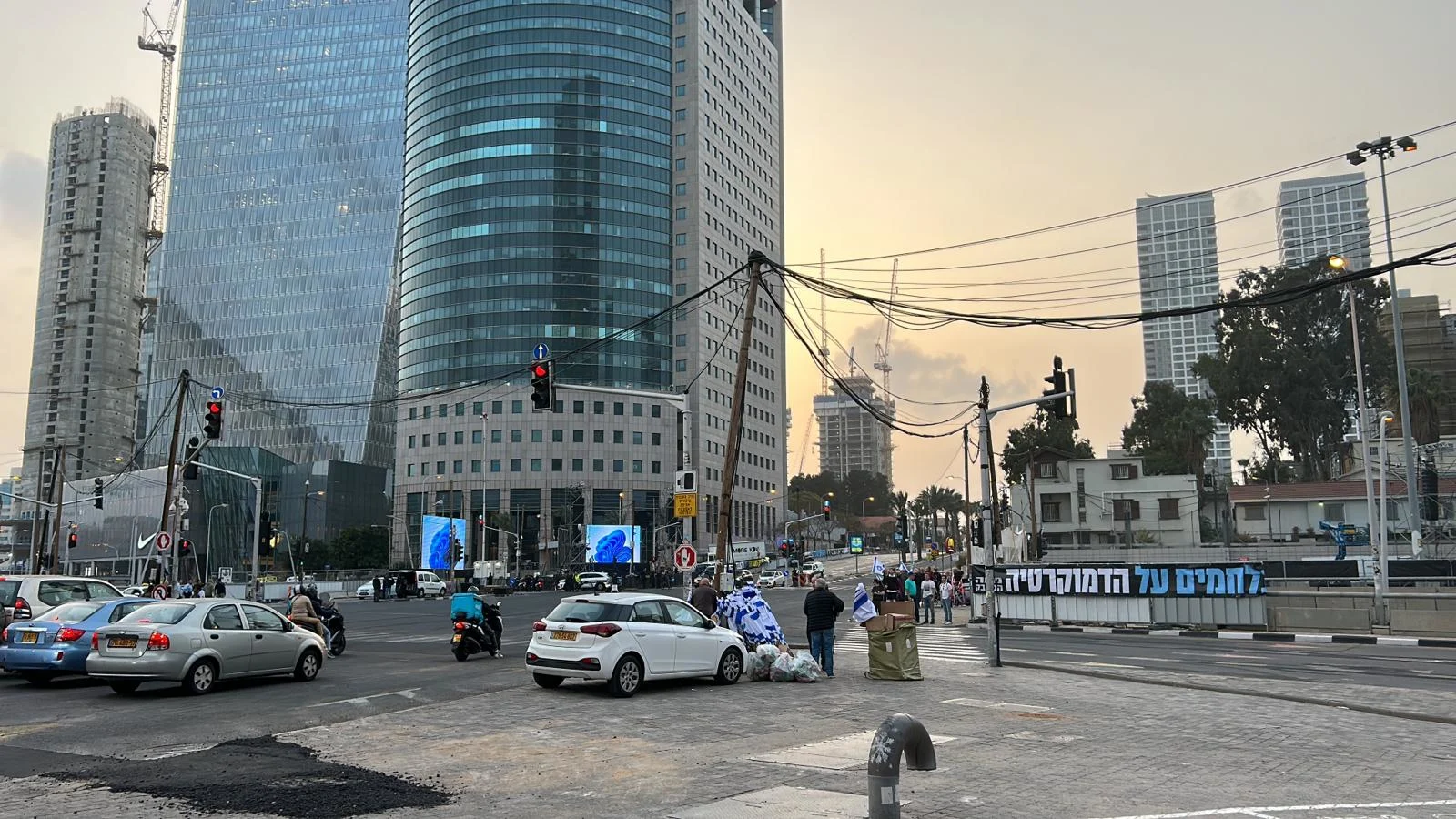 הכנסות לקראת ההפגנה מול קריית הממשלה במוצ''ש