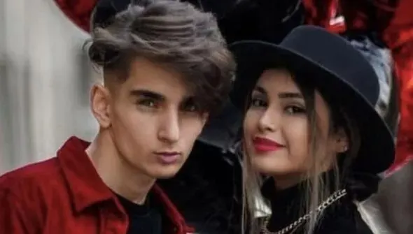 אסטיאז' חאקי ואמיר מוחמד אחמדי