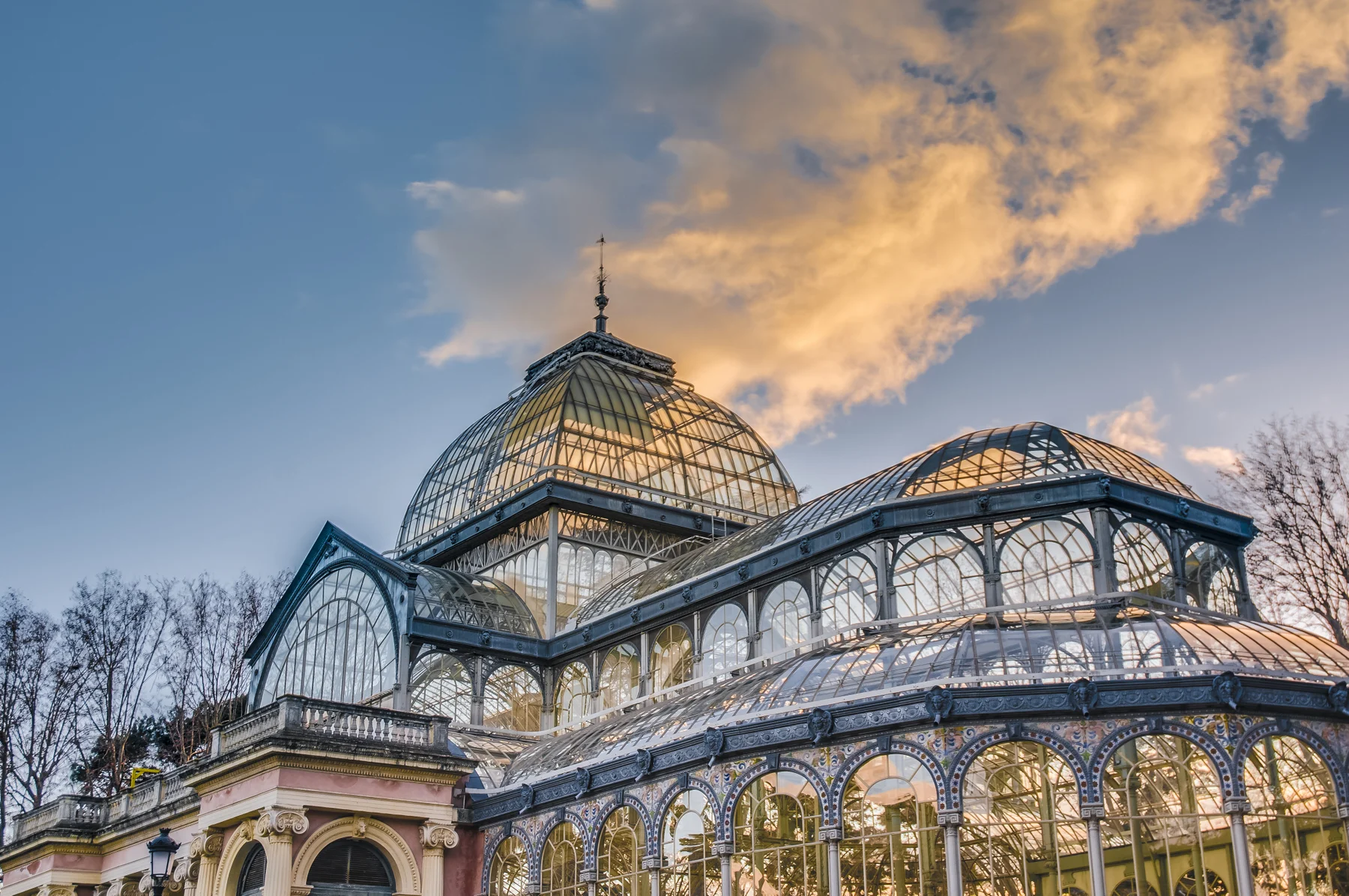 מדריד The,crystal,palace,(palacio,de,cristal),,a,glass,and,metal