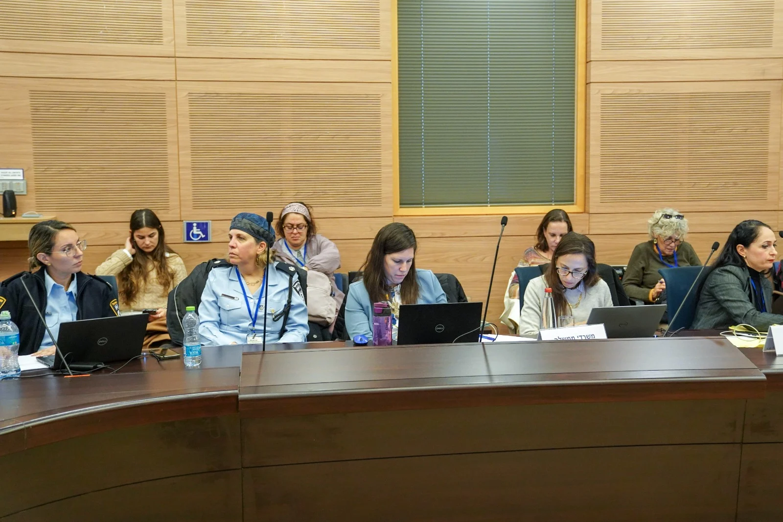 נציגות המשטרה בוועדה לקידום מעמד האישה