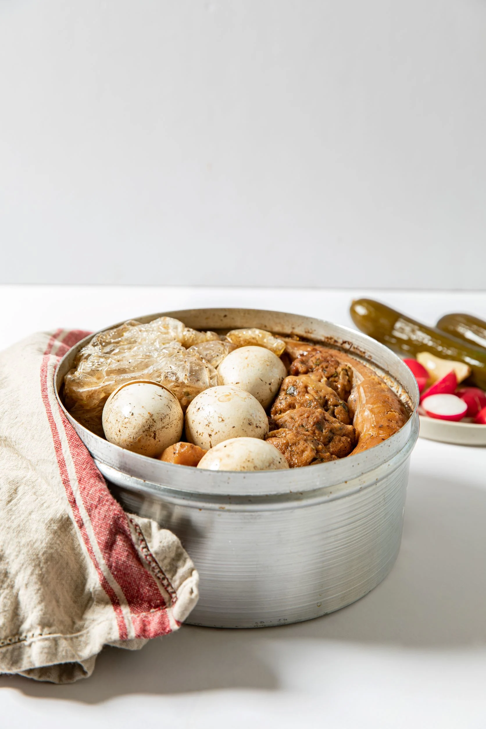 חמין, שרי אנסקי