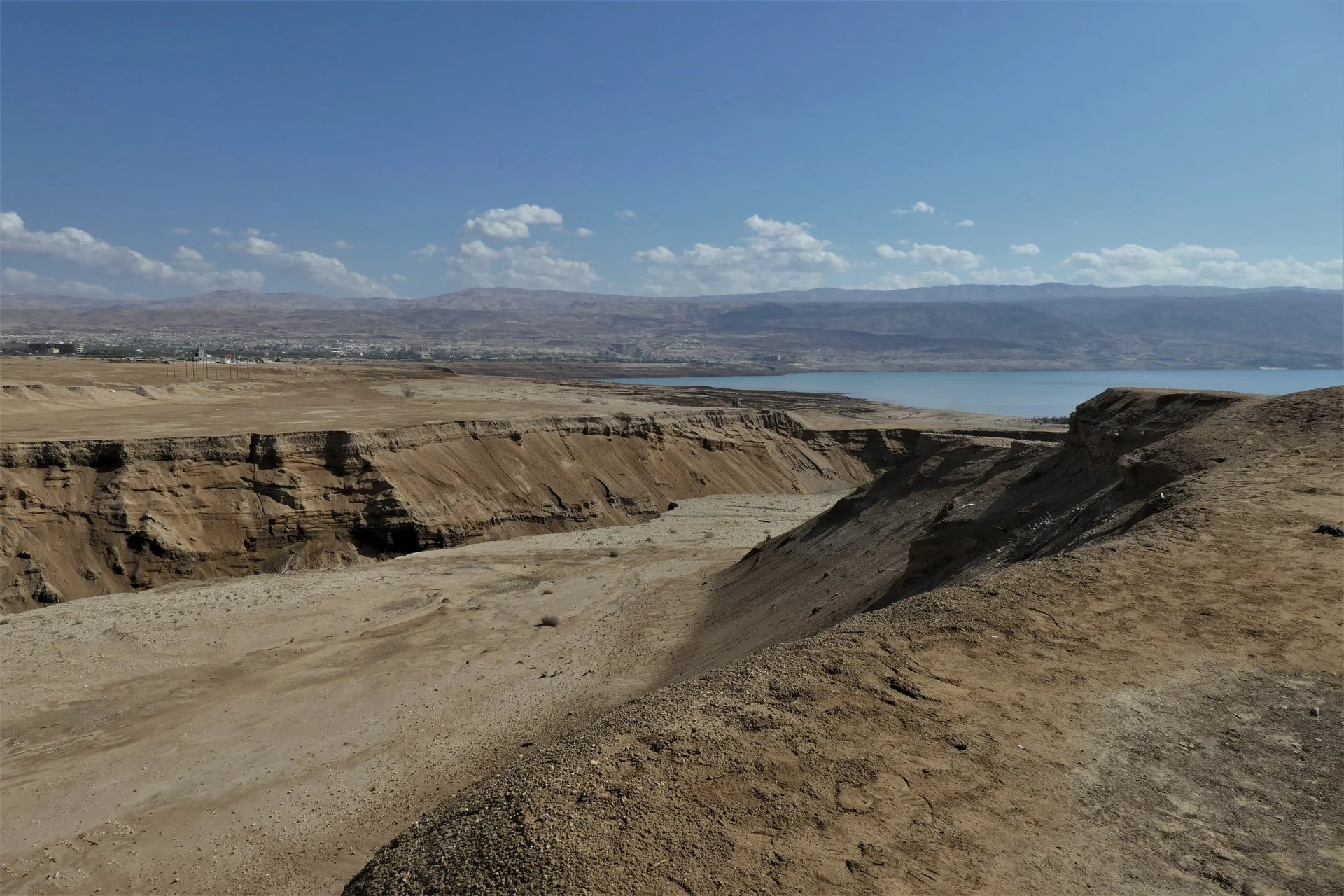 מסלול ארץ המנזרים ובית הערבה ההיסטורי