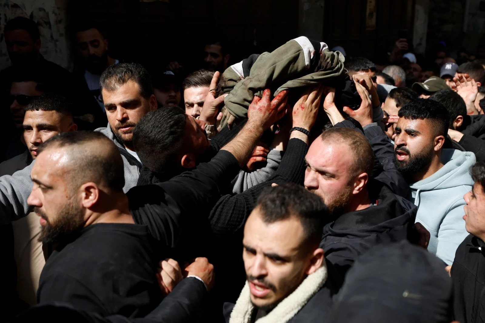 הלוויית אחד ההרוגים בשכם