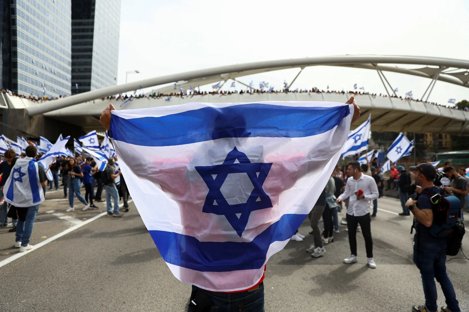 הפגנה באיילון