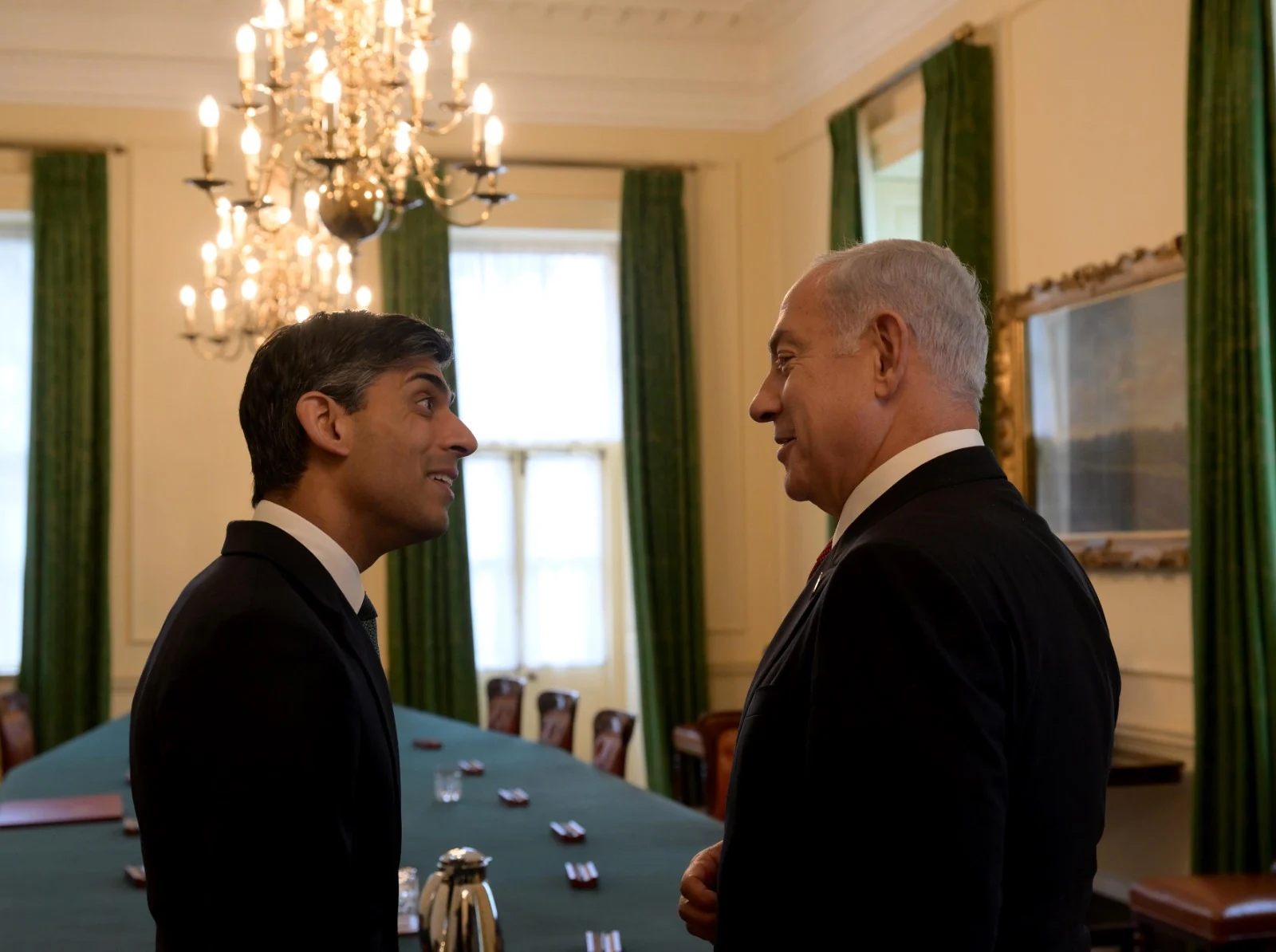 רה''מ נתניהו וראש ממשלת בריטניה רישי סונאק בדאונינג 10