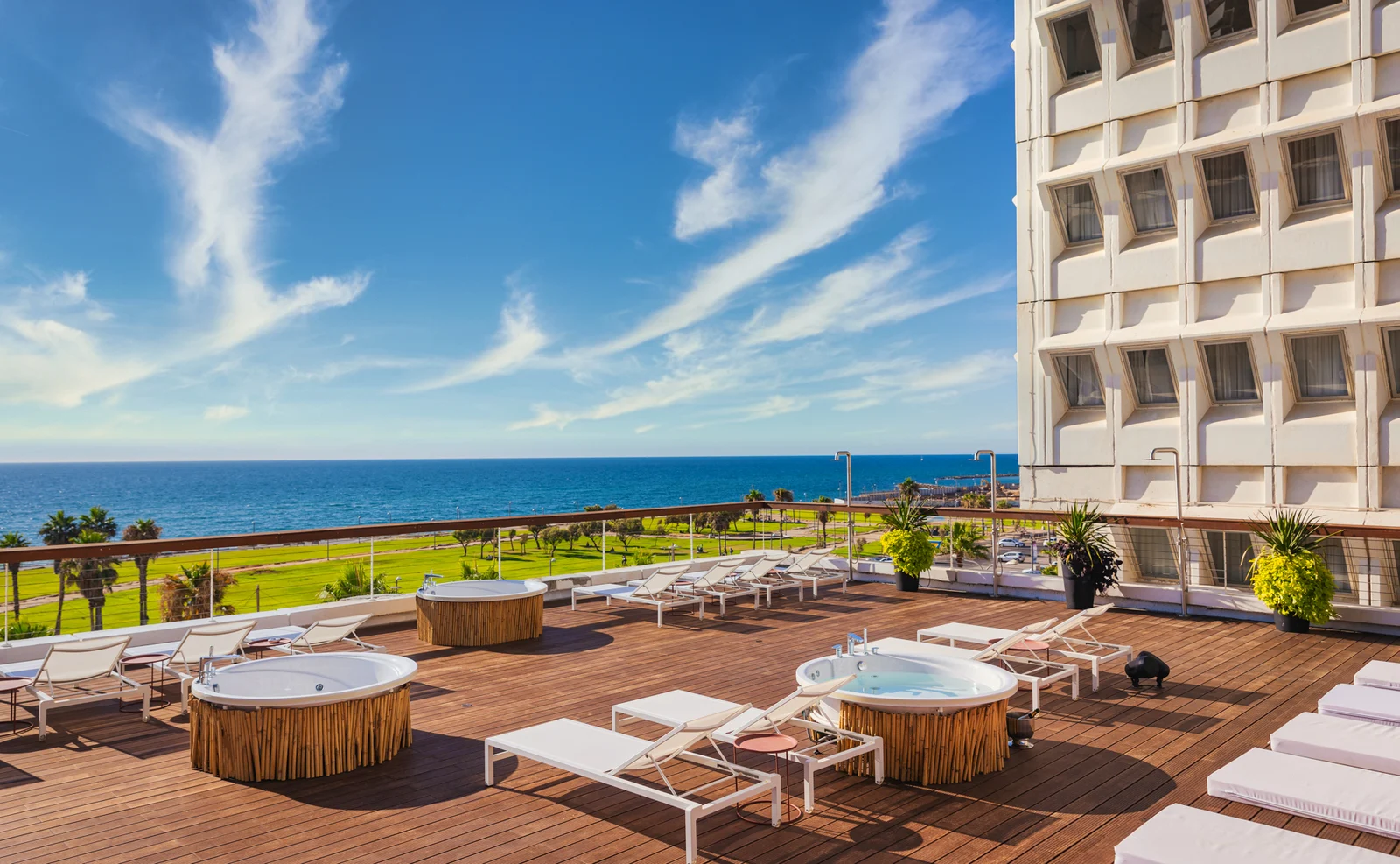 Brown Brut Rooftop And Sundeck