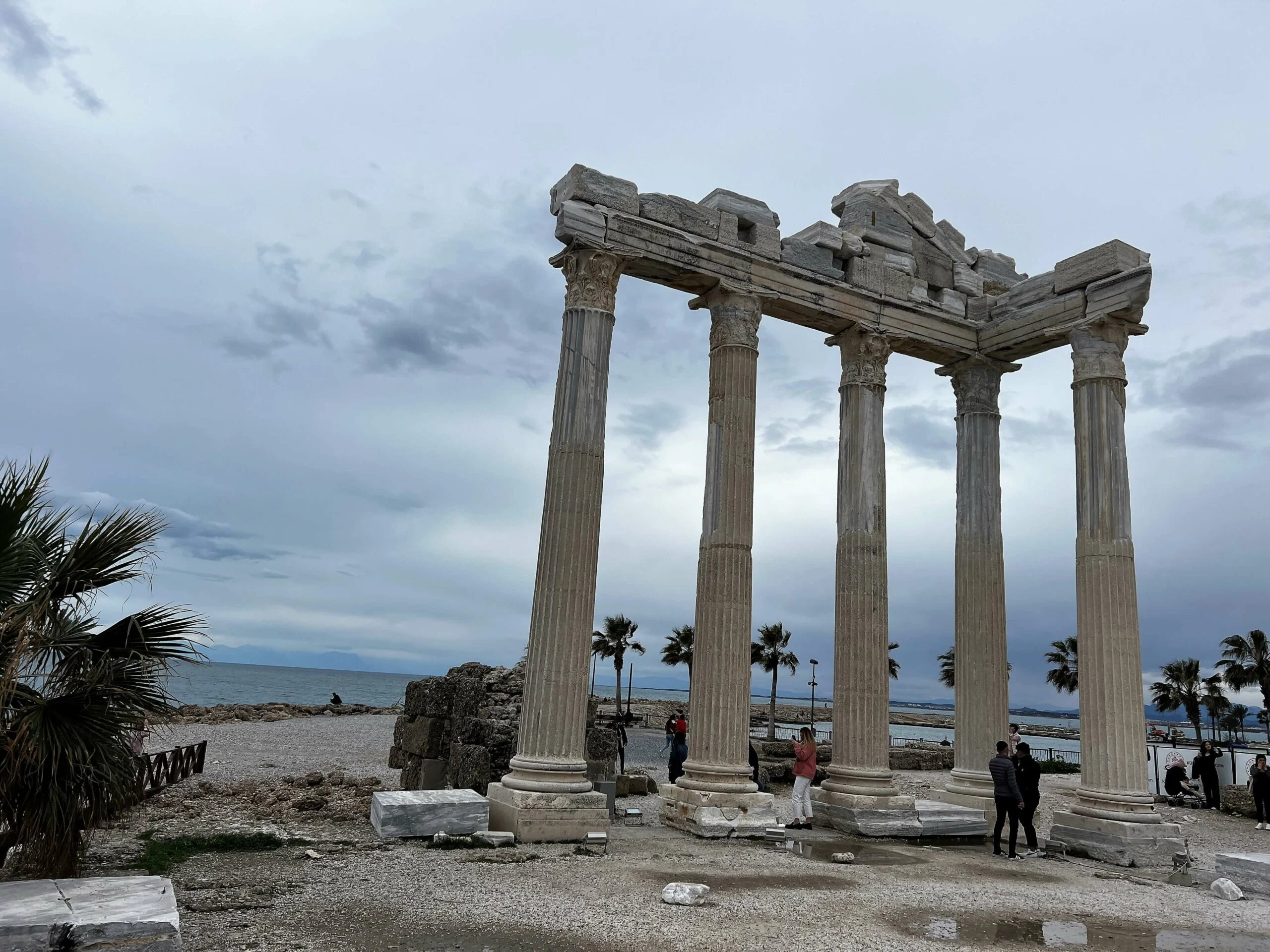 מקדש אפולו בעיר סידה