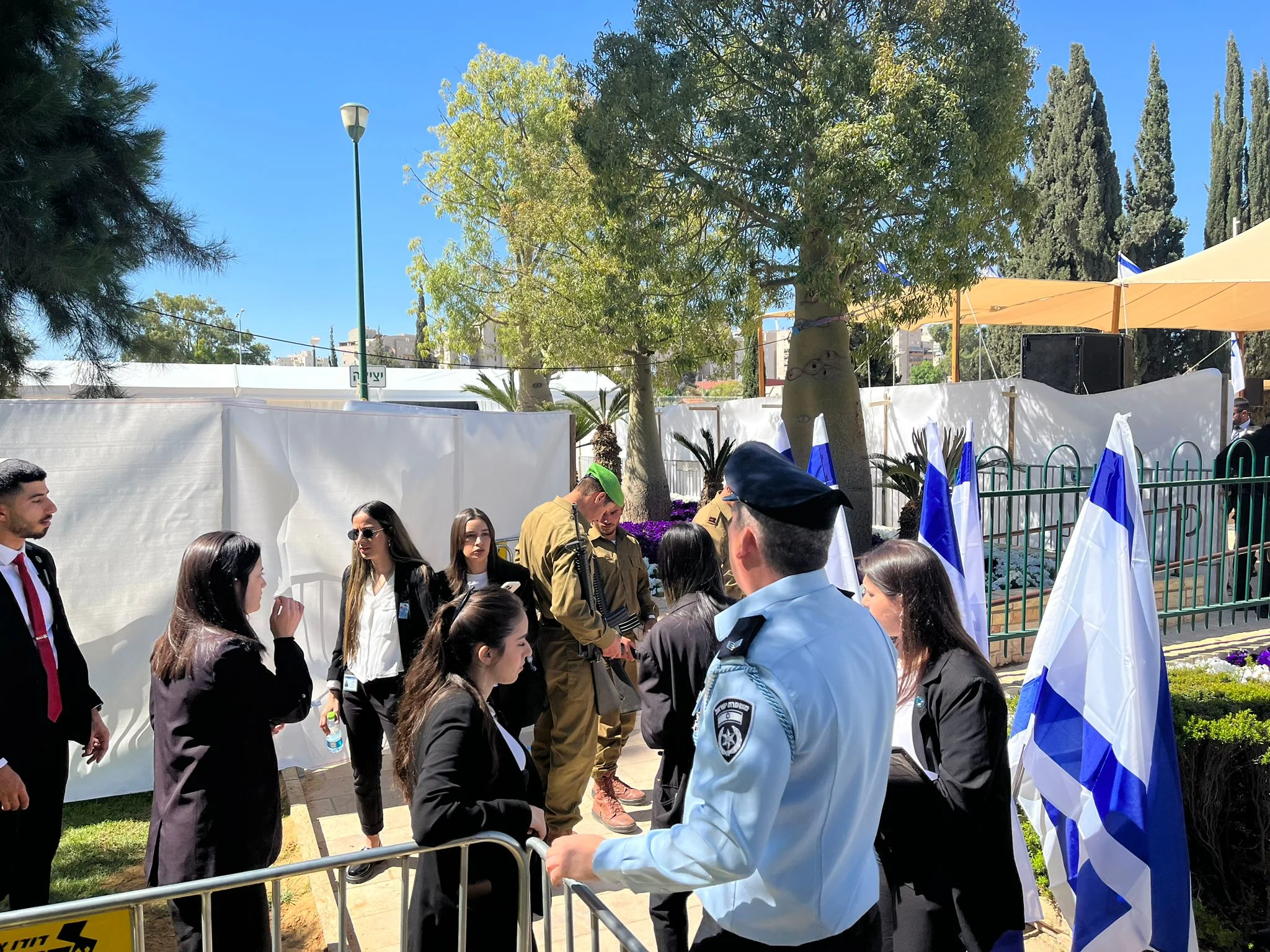 בית העלמין הצבאי בבאר שבע הבוקר