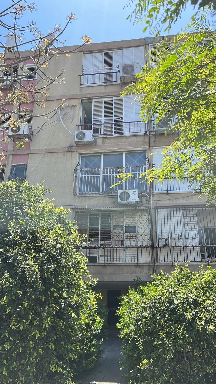 הבניין בבת ים ממנו נפל הילד