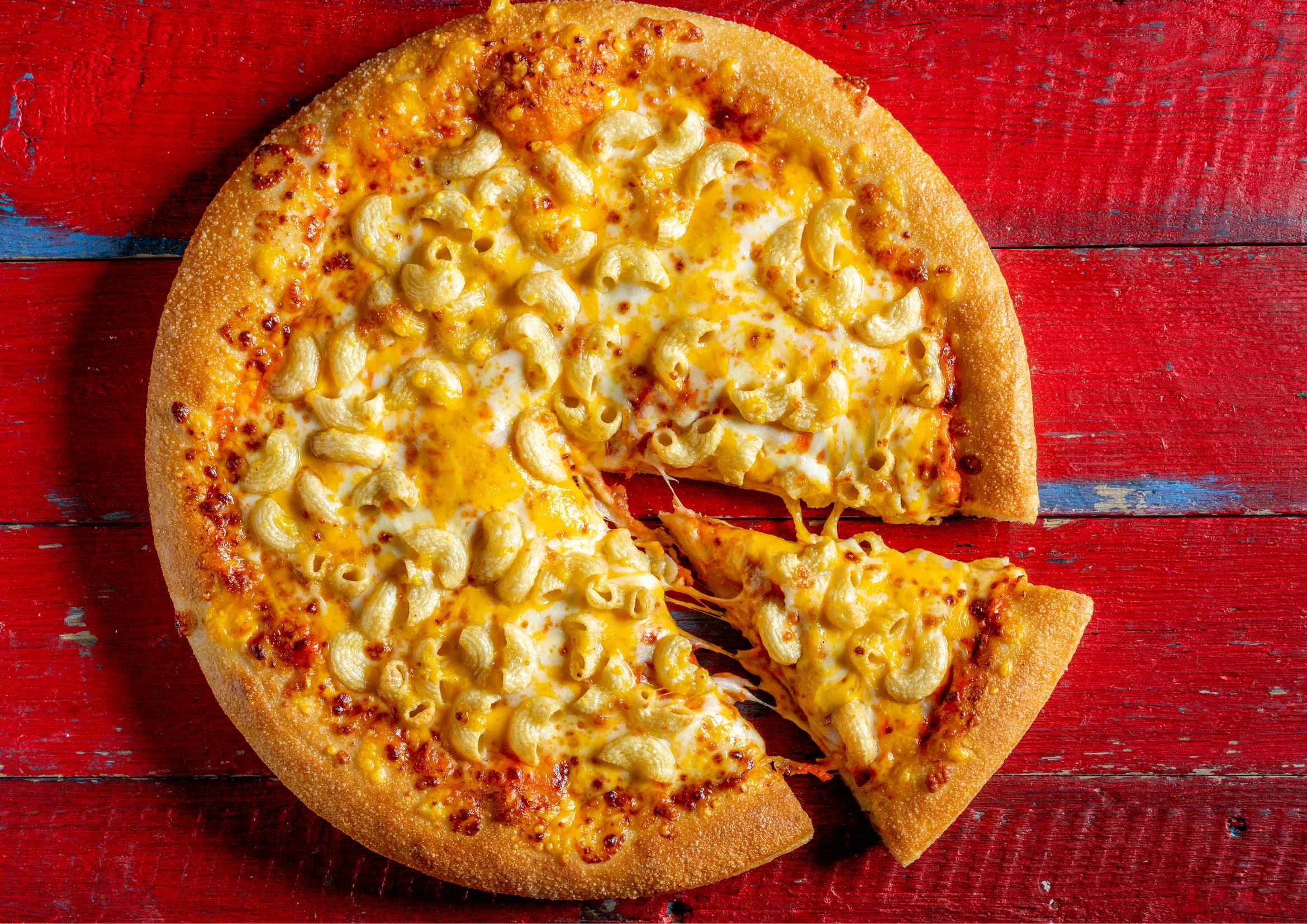 פיצה האט מק אנד צ'יז