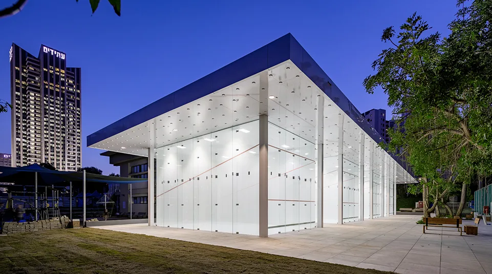 קוביית הזכוכית תל אביב