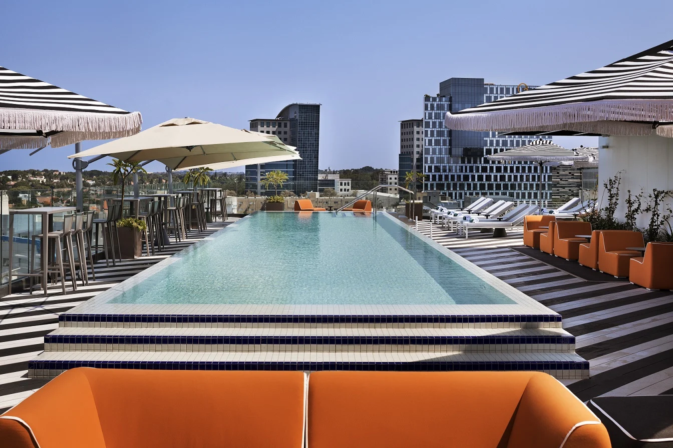 הבריכה של פאבליקה