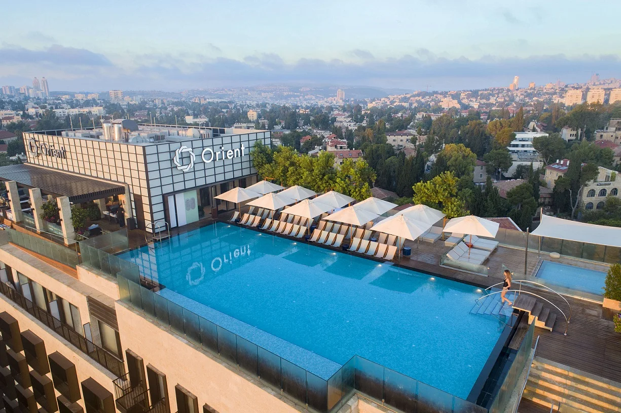 הבריכה של אוריינט