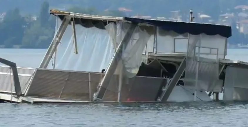 הסירה שהתהפכה באיטליה