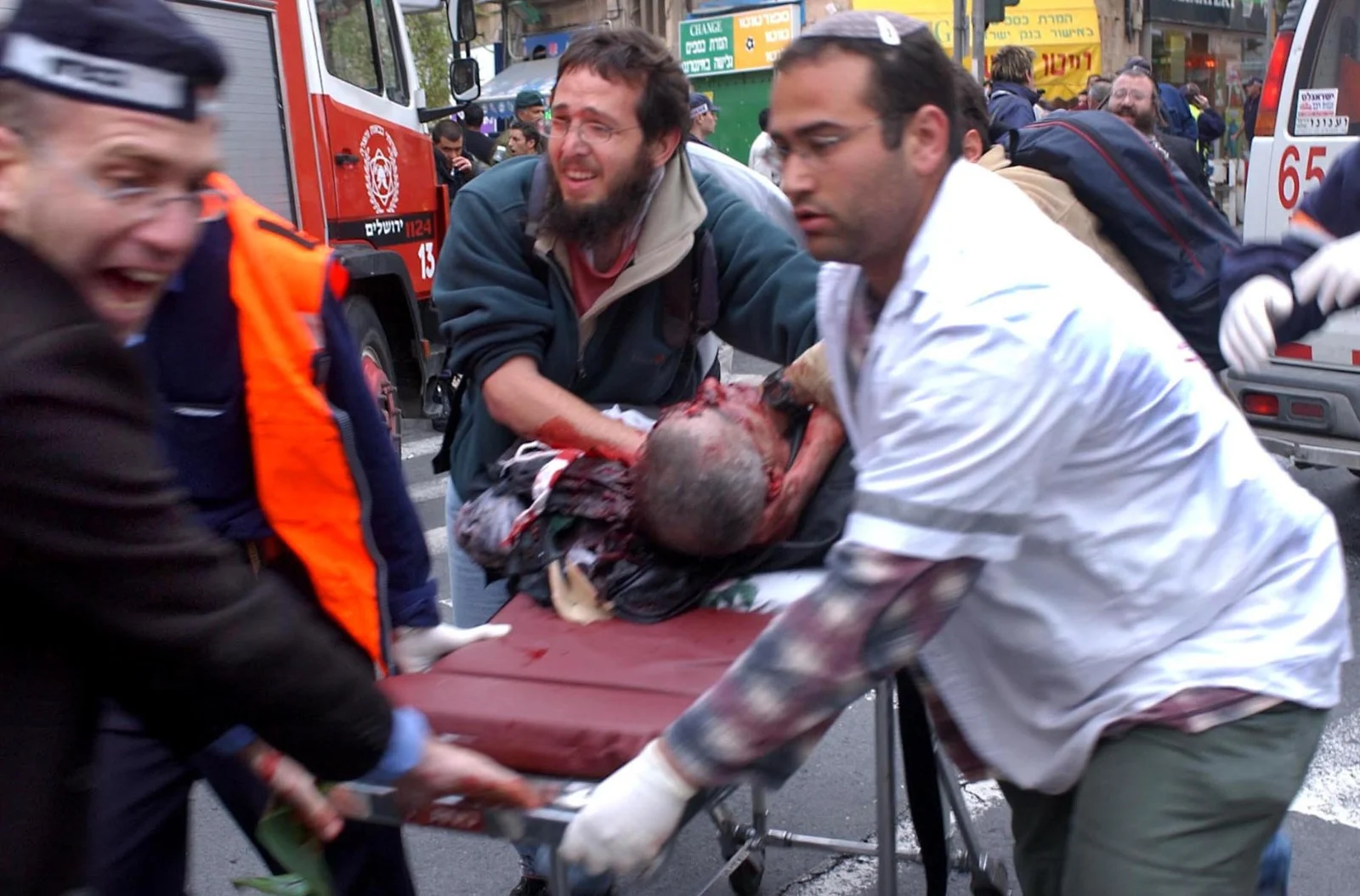 זירת הפיגוע במסעדת סבארו בירושלים, 2001