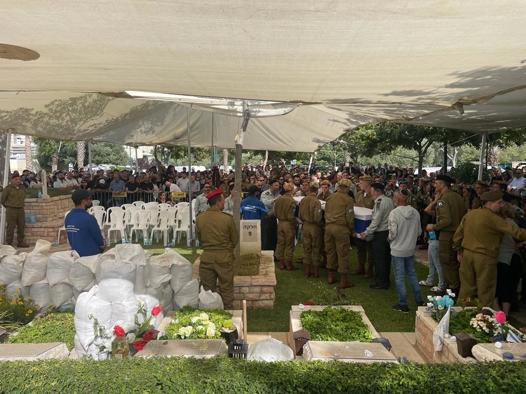גבול מצרים, הלווייתה של סמל ליה בן נון