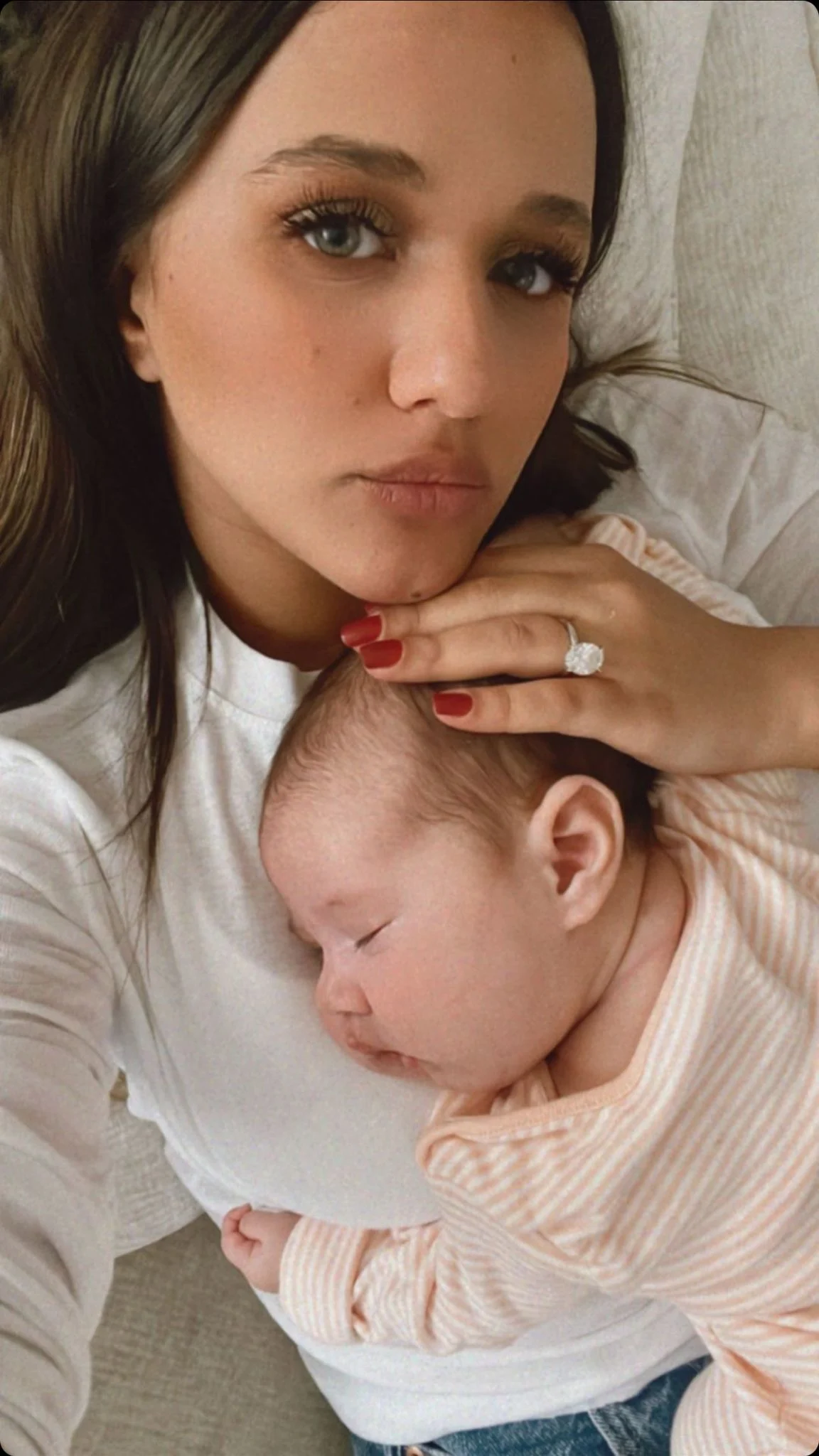 עדן בן זקן ובתה עמנואל