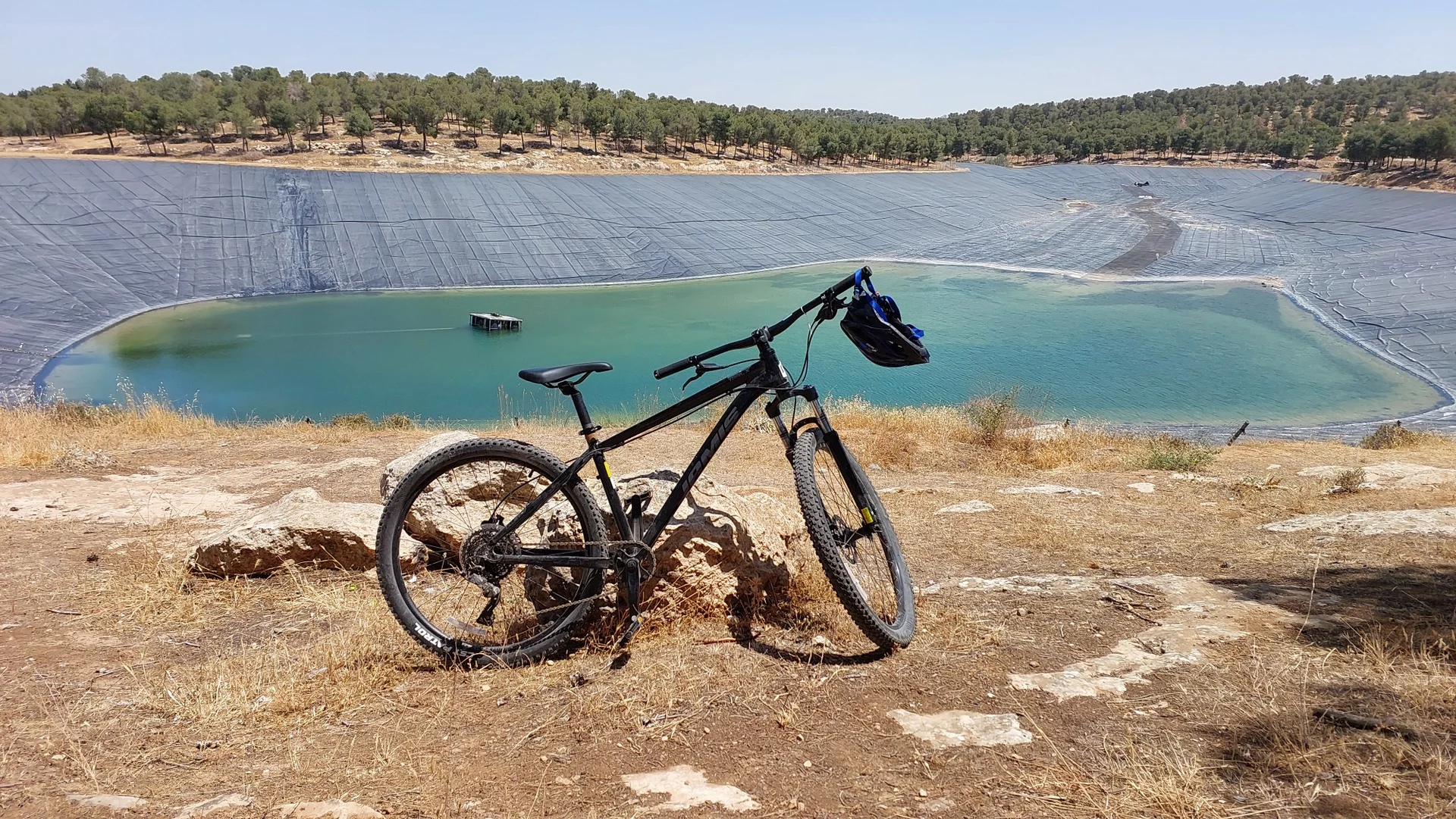 מאגר יתיר וסיור רכוב על אופניים