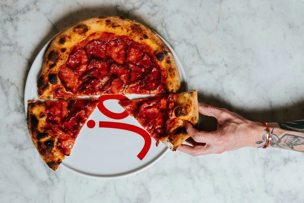 ג'ונז פיצה בר, פיצה