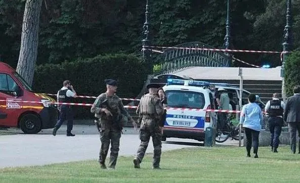 זירת הדקירות בצרפת