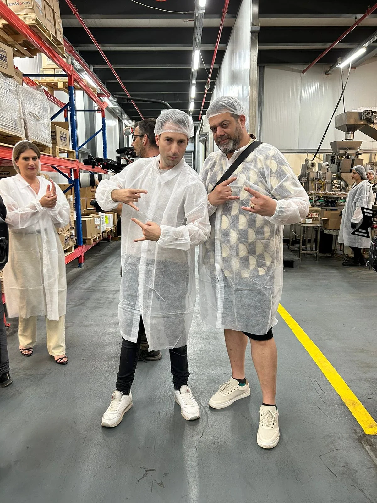 יניב סוויסה ודניאל סטיופין, אוטו אוכל VIP