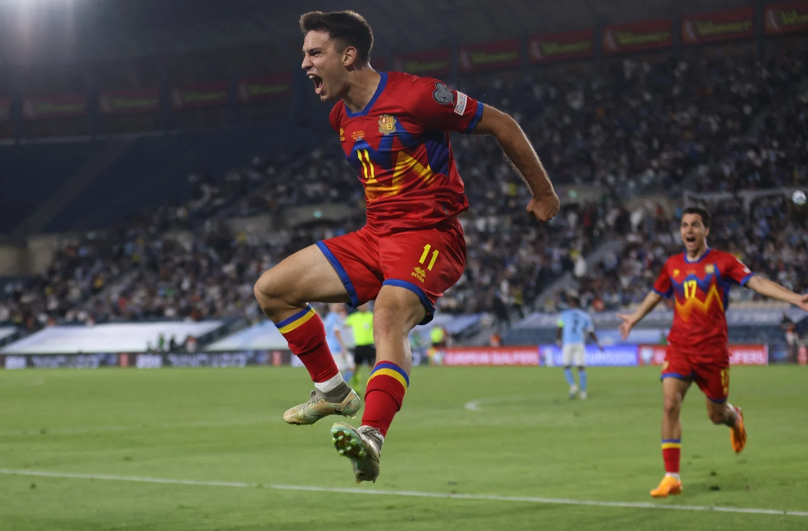 שחקן נבחרת אנדורה חוגג את שער השוויון