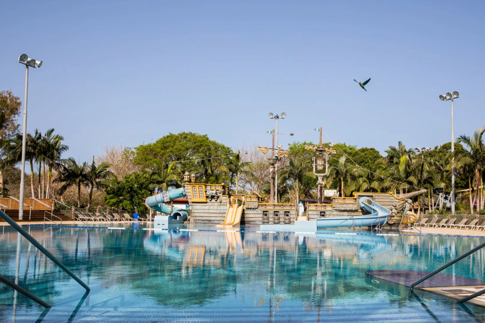 בריכת הפיראטים בפארק המים שפיים