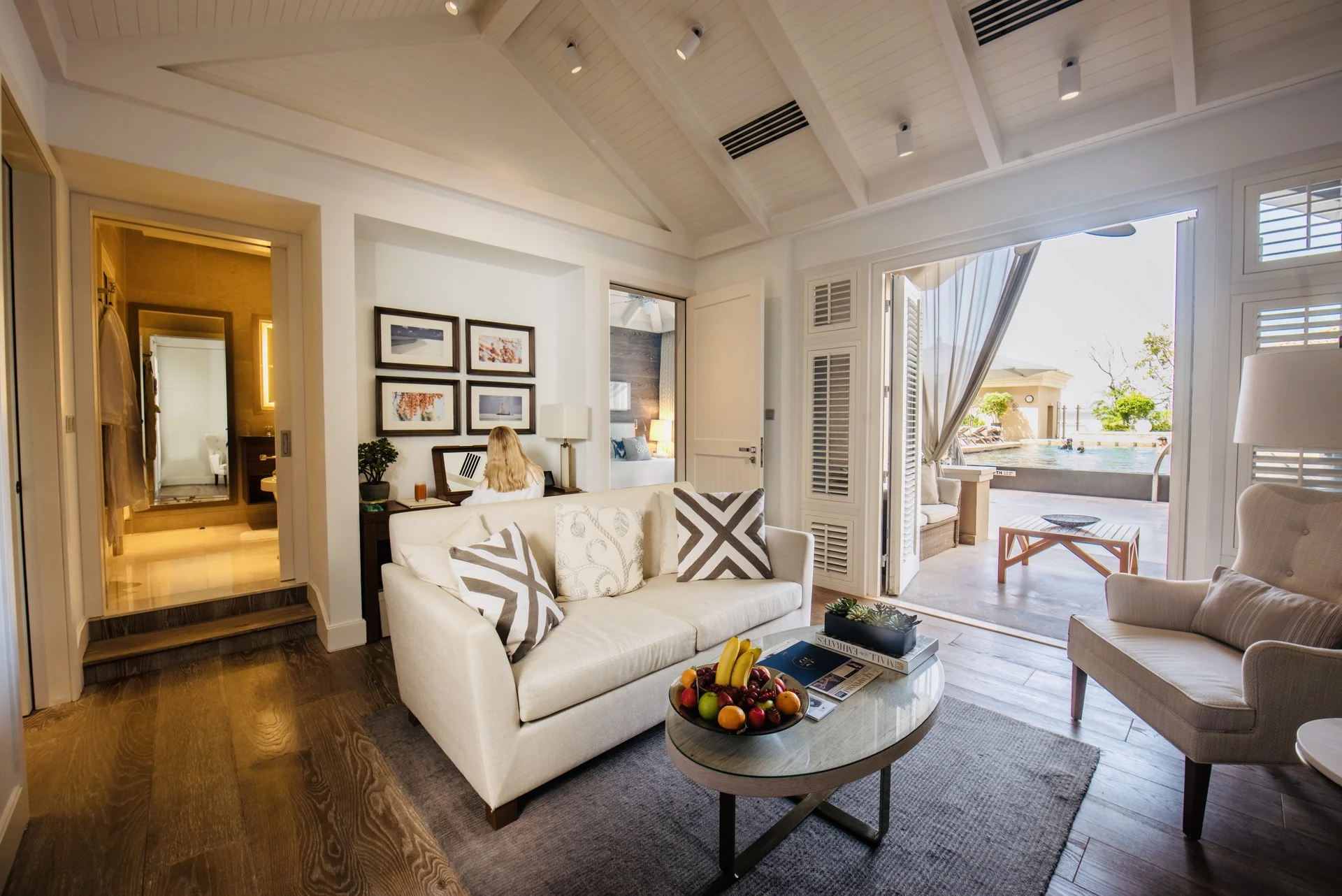 בקתת פול גארדן עם יציאה לבריכה