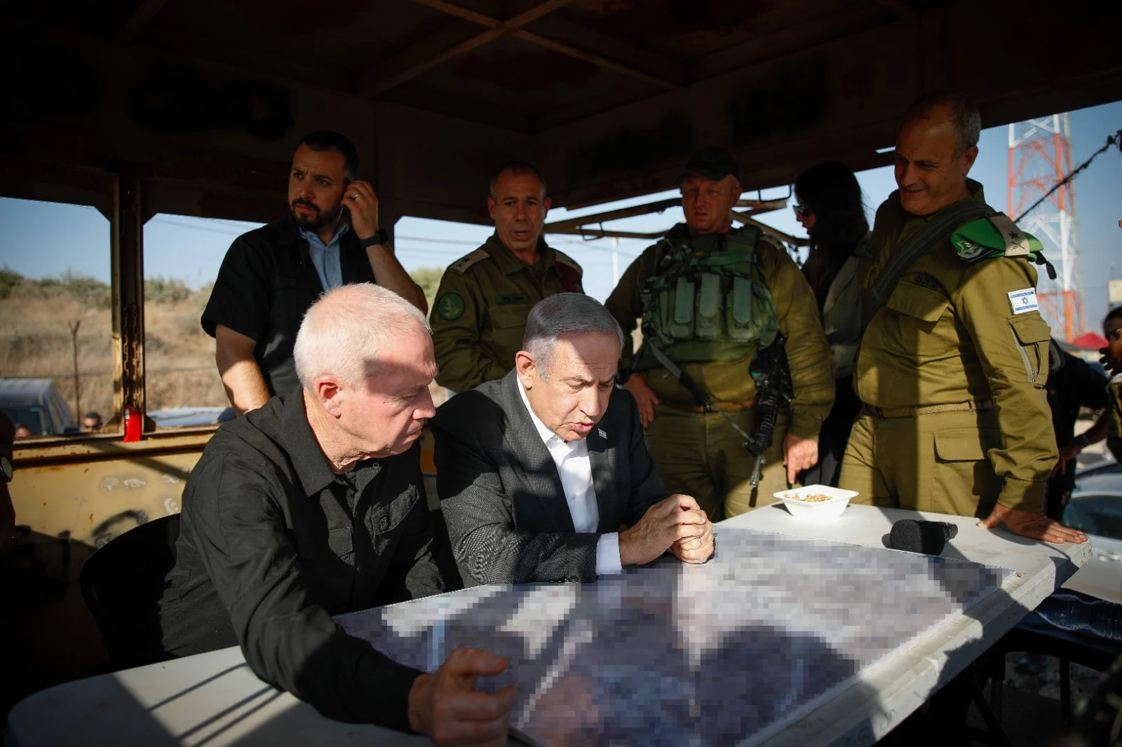 רה''מ נתניהו והשר גלנט במוצב סאלם הסמוך לג'נין